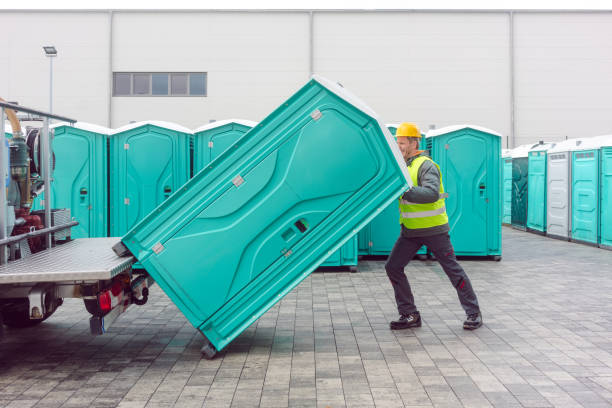 Best Best portable toilet rental  in Mequon, WI