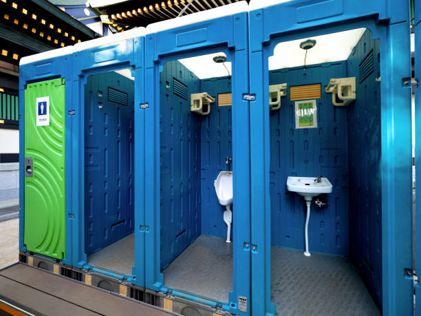 Best Portable toilet rental cost  in Mequon, WI